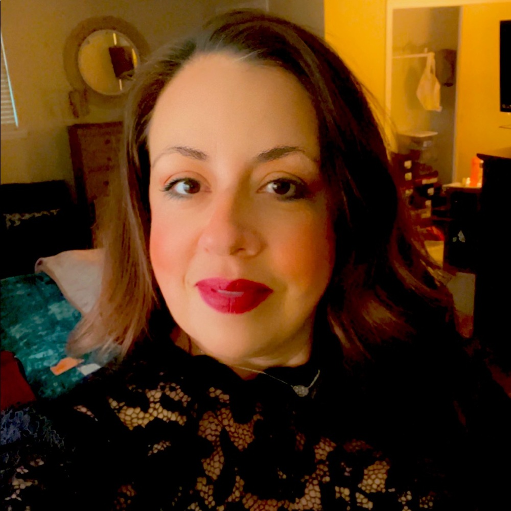 Meet your Posher, Fernanda